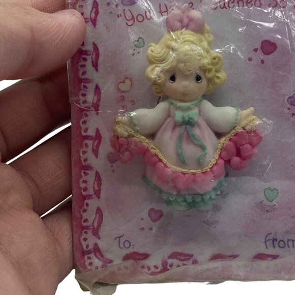 Vtg Precious Moments Brooch Pin Earring Set You Have Touched So Many Hearts NOS - Picture 2 of 7